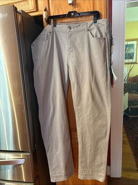 Peter Millar Men's Light Khaki Chinos